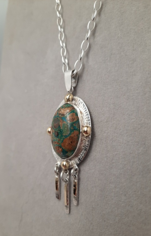 Srebrny wisiorek z Jaspisem Ochronny