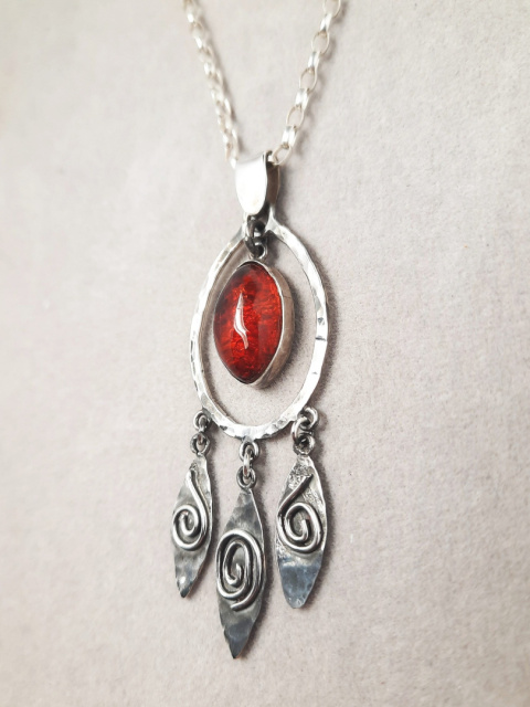 Srebrna zawieszka z Bursztynem Boho