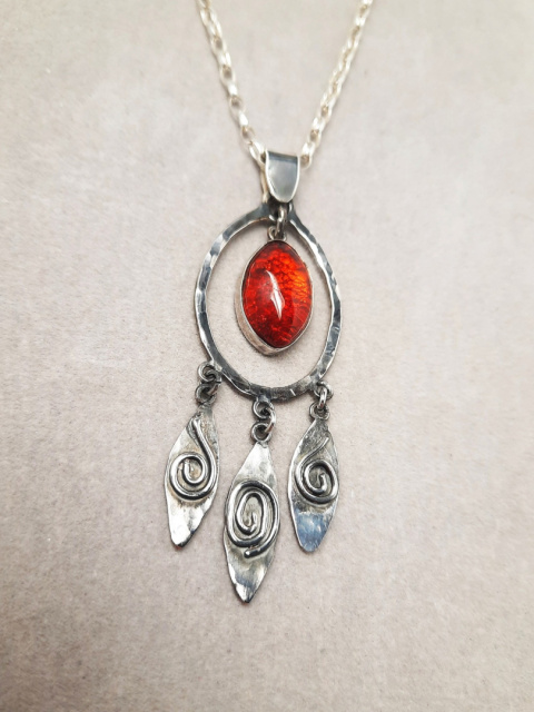 Srebrna zawieszka z Bursztynem Boho